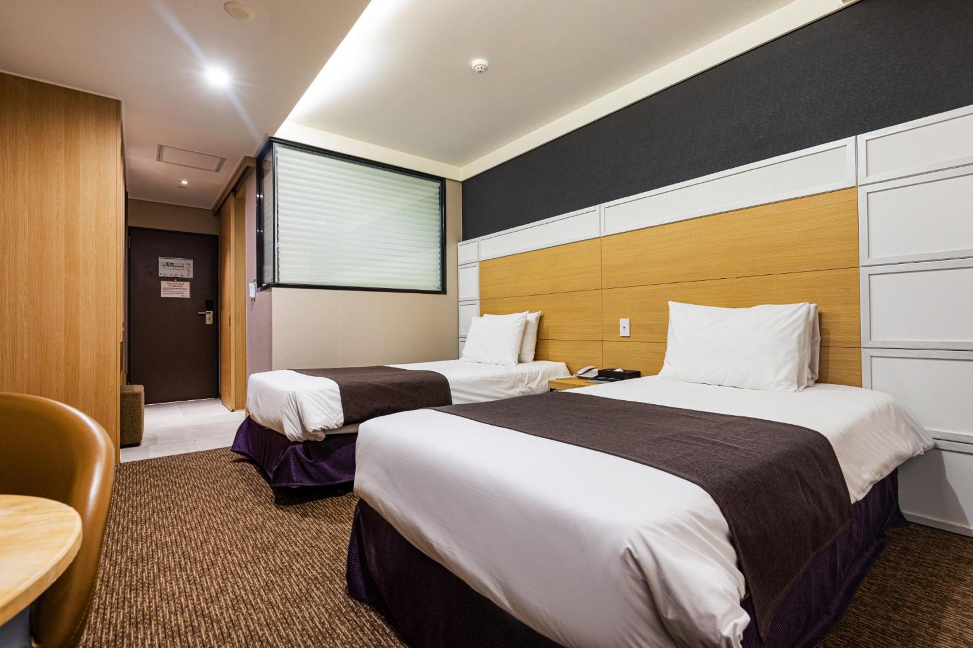 Eastern Hotel Jeju Seogwipo Pokój zdjęcie