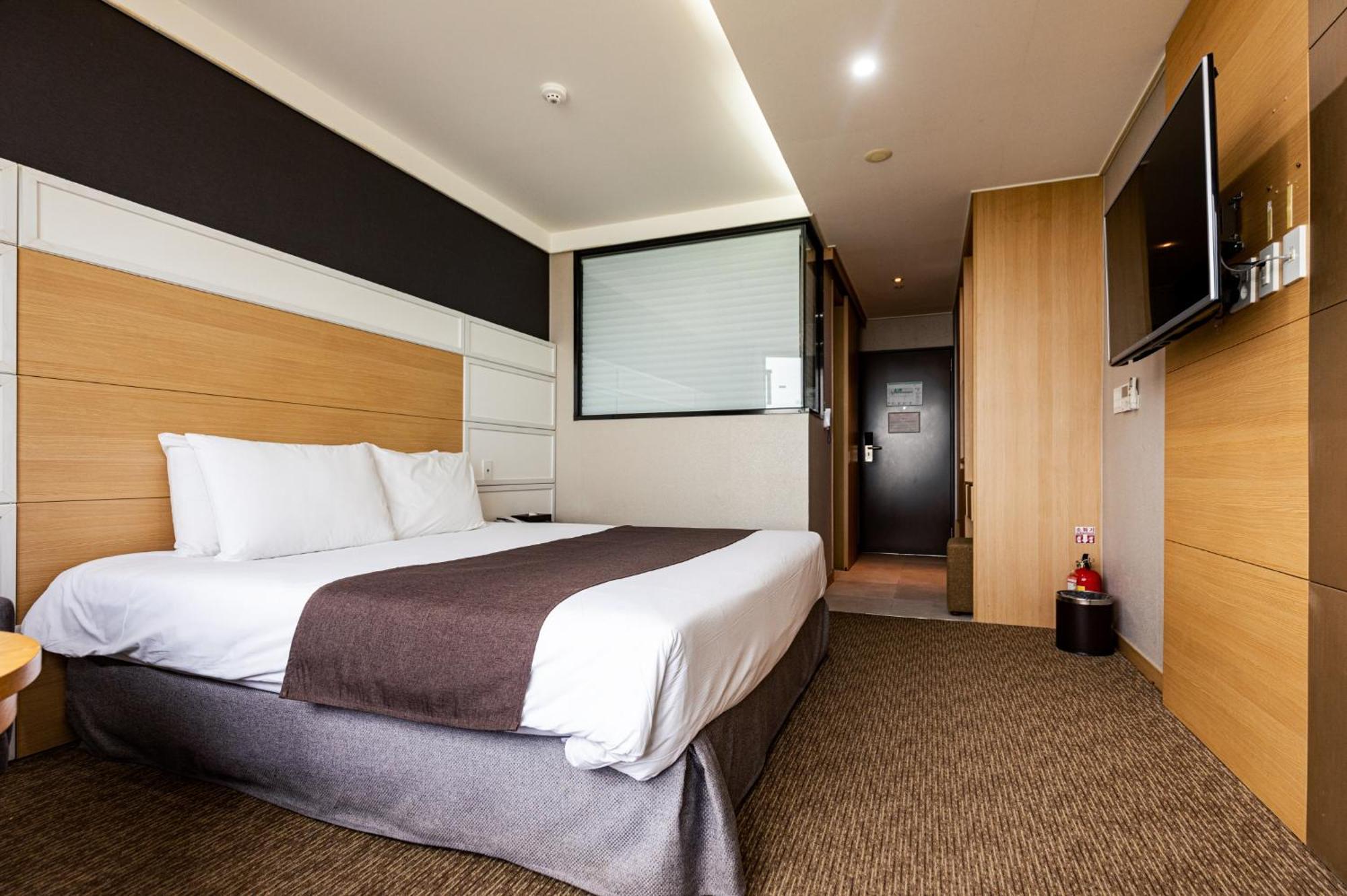 Eastern Hotel Jeju Seogwipo Pokój zdjęcie