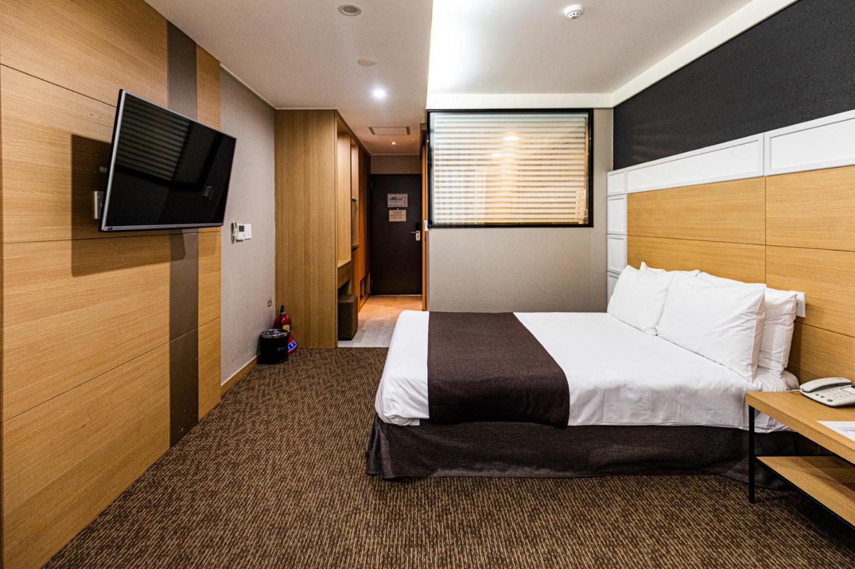 Eastern Hotel Jeju Seogwipo Pokój zdjęcie