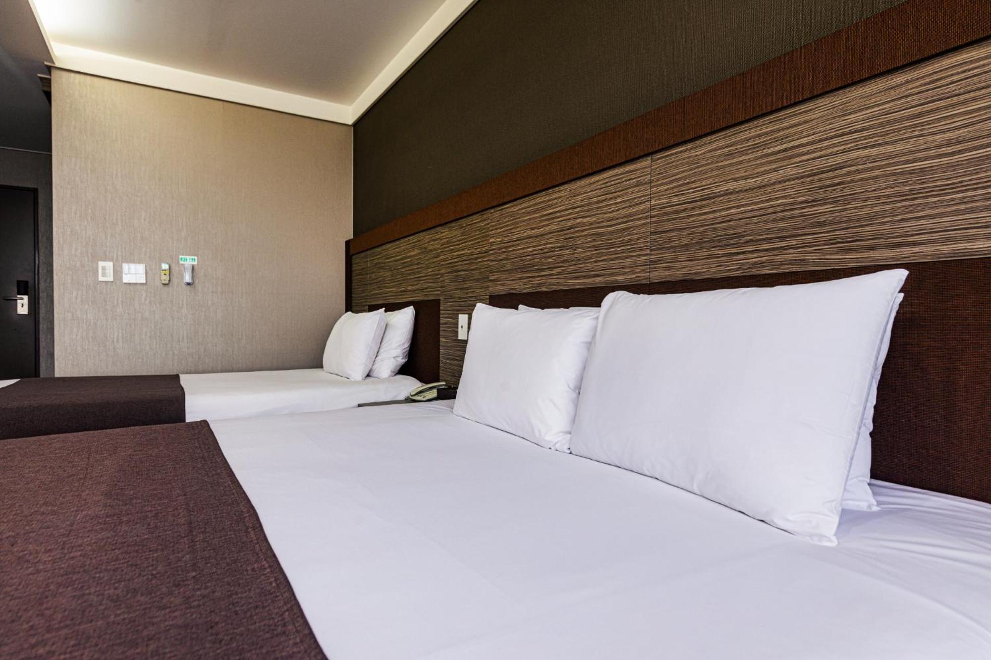 Eastern Hotel Jeju Seogwipo Pokój zdjęcie