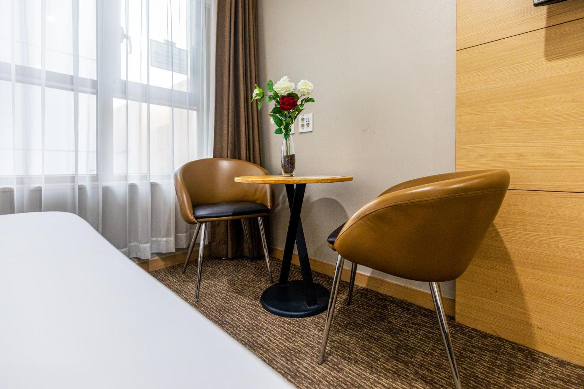 Eastern Hotel Jeju Seogwipo Zewnętrze zdjęcie