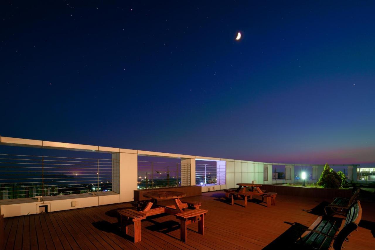 Eastern Hotel Jeju Seogwipo Zewnętrze zdjęcie